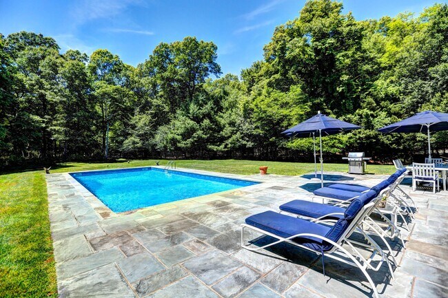 Photo - 14 Mountain Laurel Ln