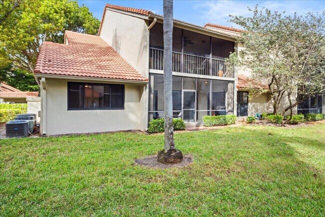 Photo - 5670 Coach House Cir Unit B