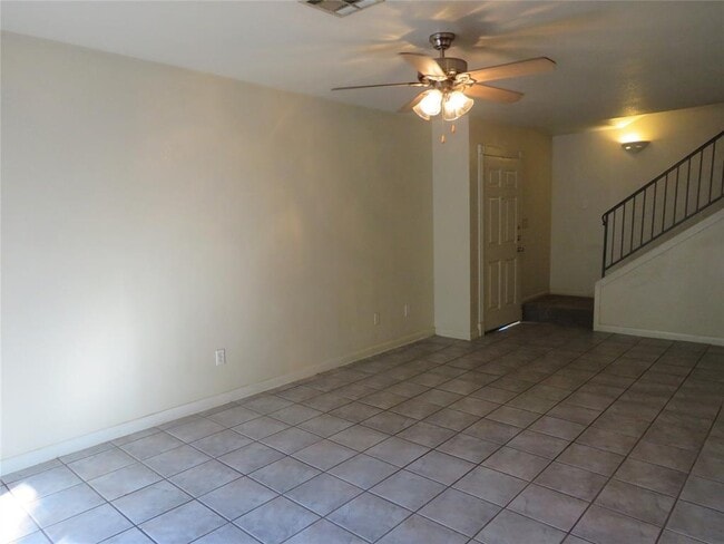 Photo - 8221 Sam Rayburn Dr