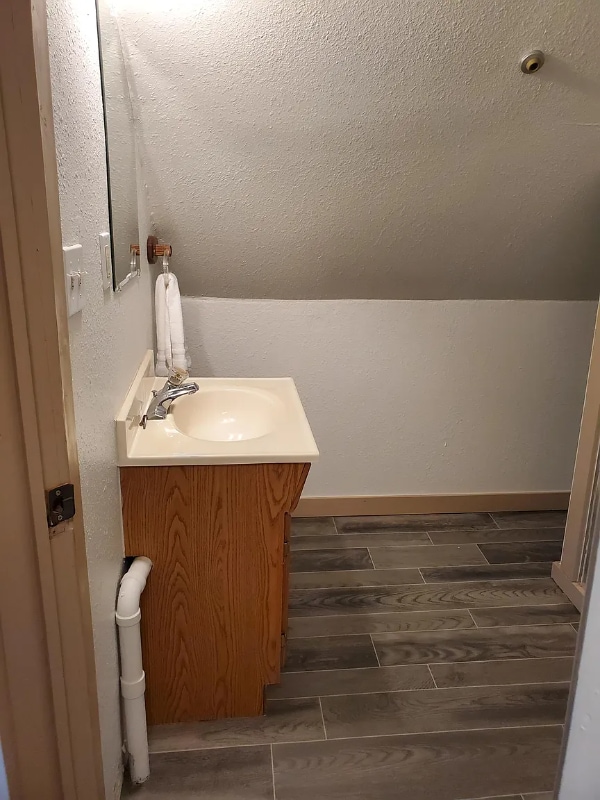 Photo - 410 Main St Unit 5