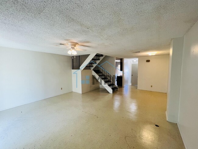 Photo - 9 Briarwood Cir