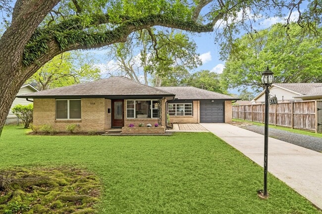 Building Photo - 510 S Belknap St