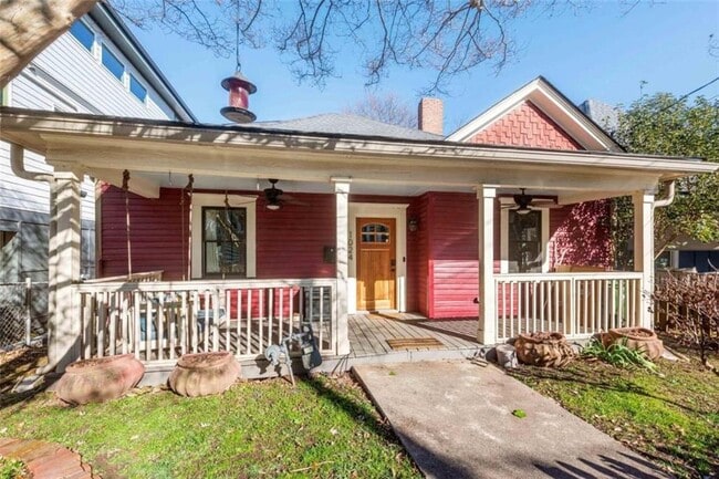 Photo - 1024 Kirkwood Ave SE