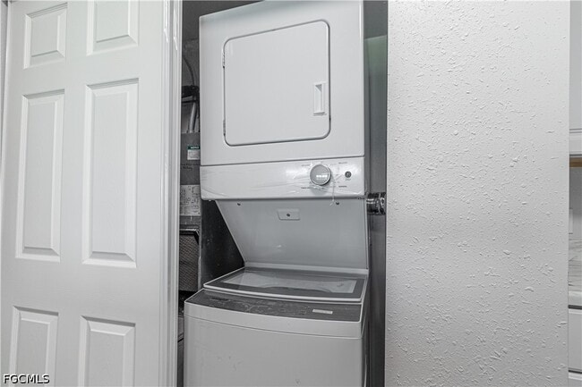 Photo - 7410 Lake Breeze Dr Unit 508