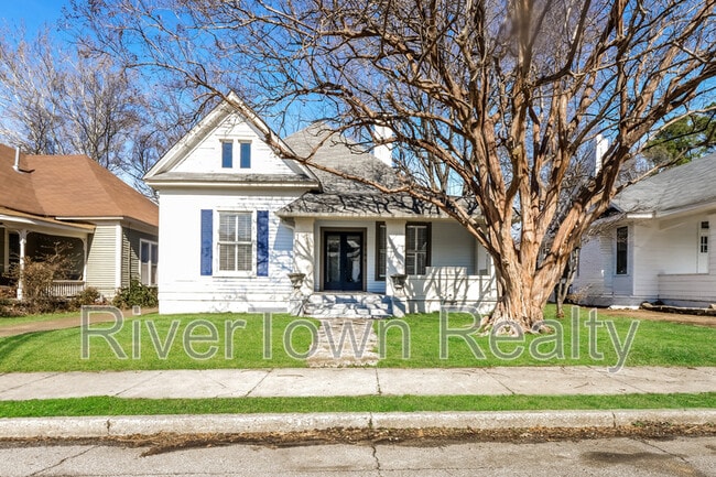 Building Photo - 2184 Cowden Ave