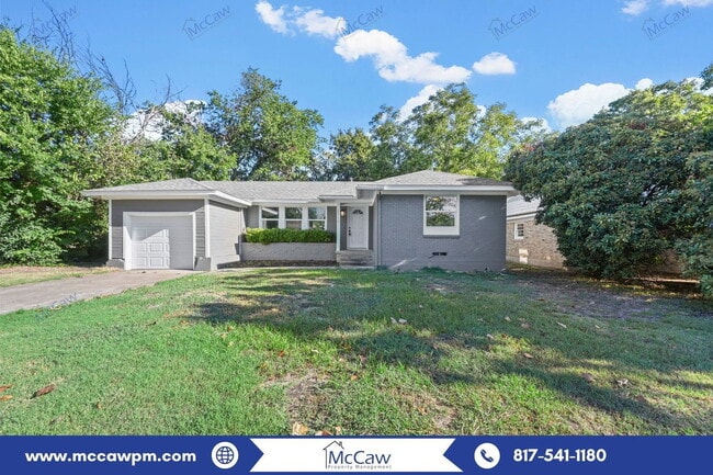 Building Photo - 2517 Tisinger Ave