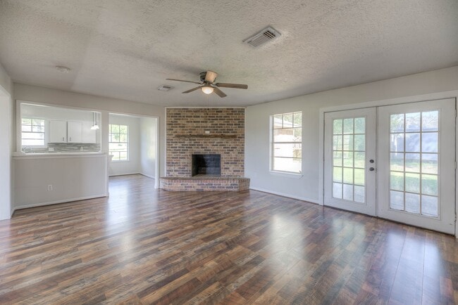 Photo - 1202 Dunbar Ave