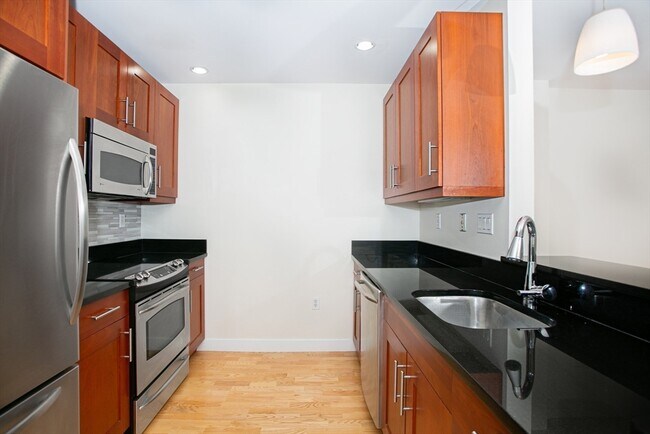 Photo - 100 Station Landing Unidad 507