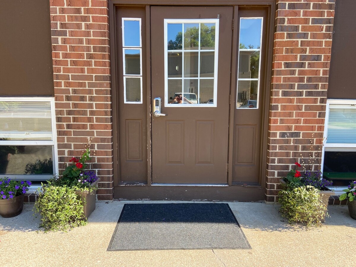 Photo - Belmont Apartments