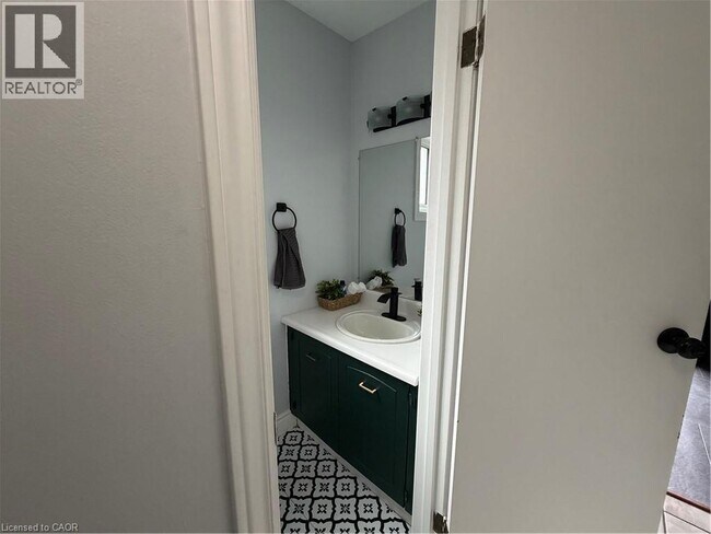 Photo - 46 Cedarwoods Crescent