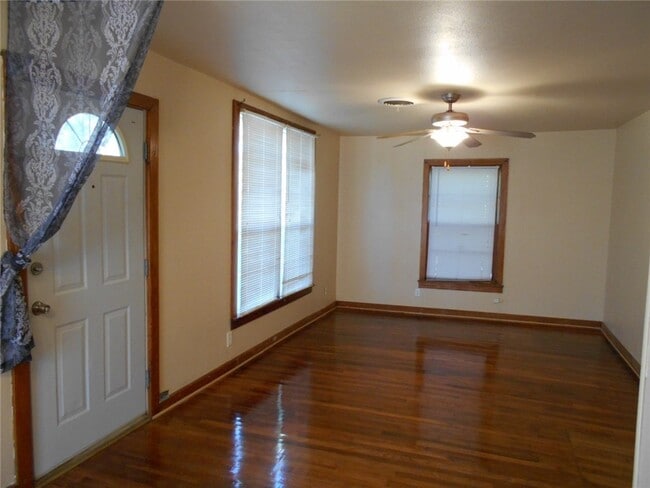 Photo - 309 Wilton Dr