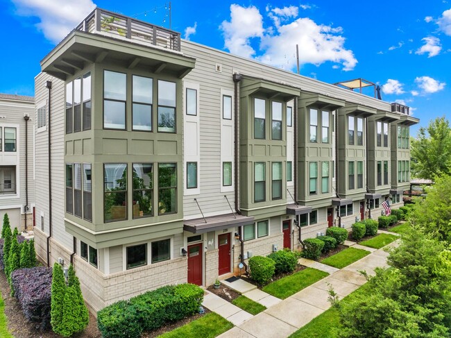 Photo - Beautiful Townhome in the Heart of Wesley Heights