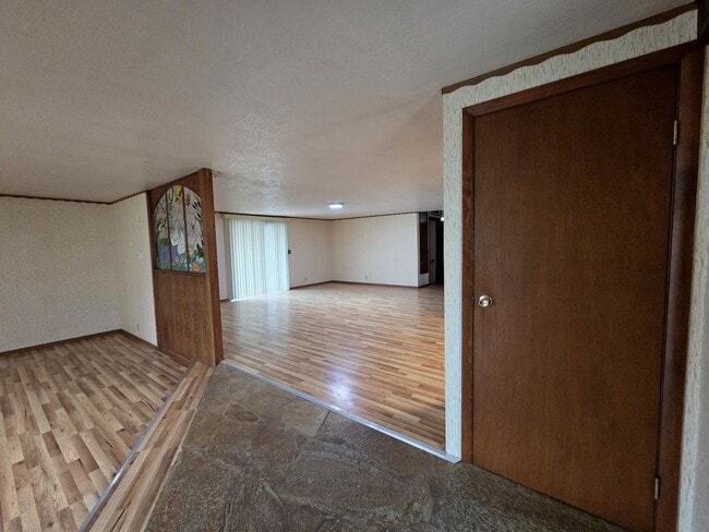 Photo - Spacious Cottage on 1/2 Acre Lot