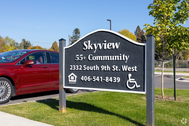 Photo - Skyview Apartments