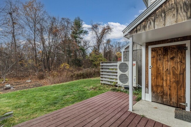 Photo - 1275 Maplewood Ave Unit 7