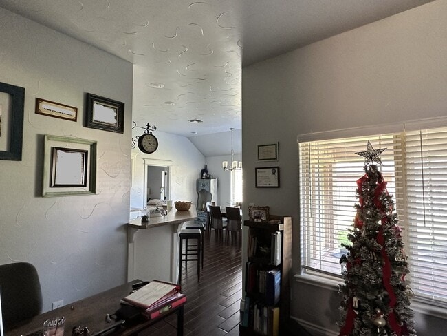 Photo - 1205 Alma Dr