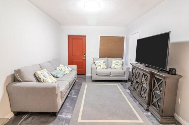 Photo - 2Bed/1 Bath Apartment for Rent - Near Downtown Sarasota! Unidad 2168