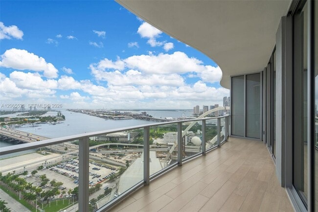 Building Photo - 1400 Biscayne Blvd Unit 2905