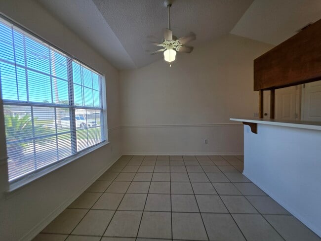 Photo - 2289 Estate Cir