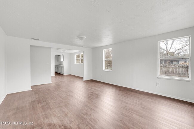 Photo - 3035 Lucoma Dr