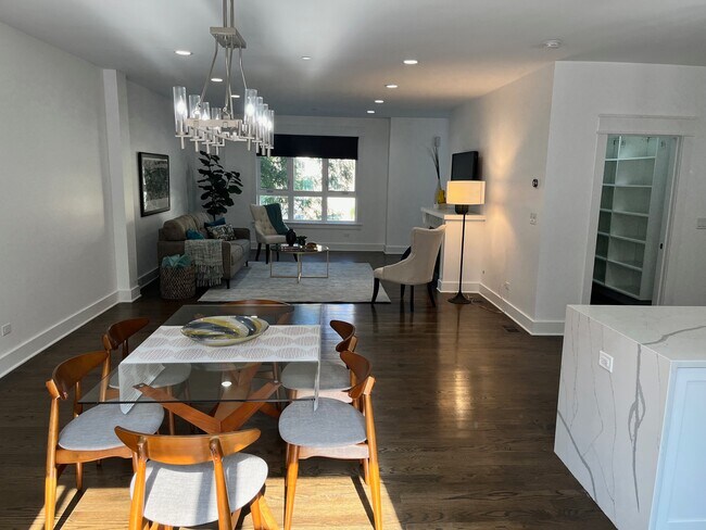 Photo - 8146 Lincoln Ave