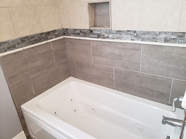 Photo - 5925 Saint Roch Ave