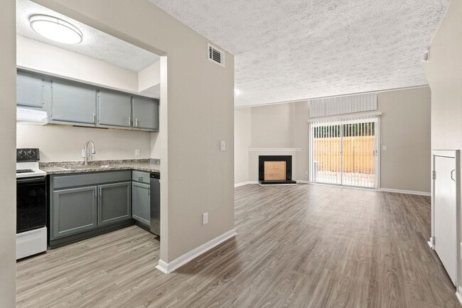 Photo - Aero 24Twenty