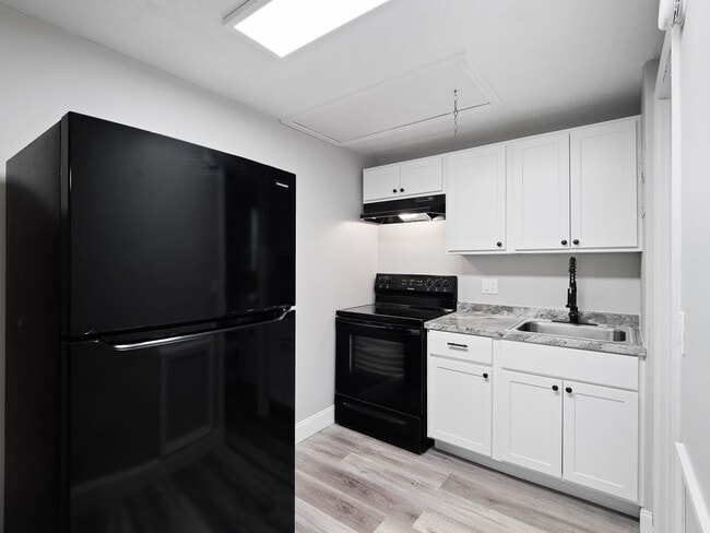 Photo - Dartmouth Place Apartments