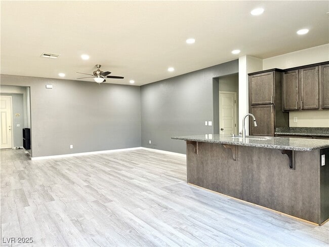 Photo - 6712 Stonetrace St