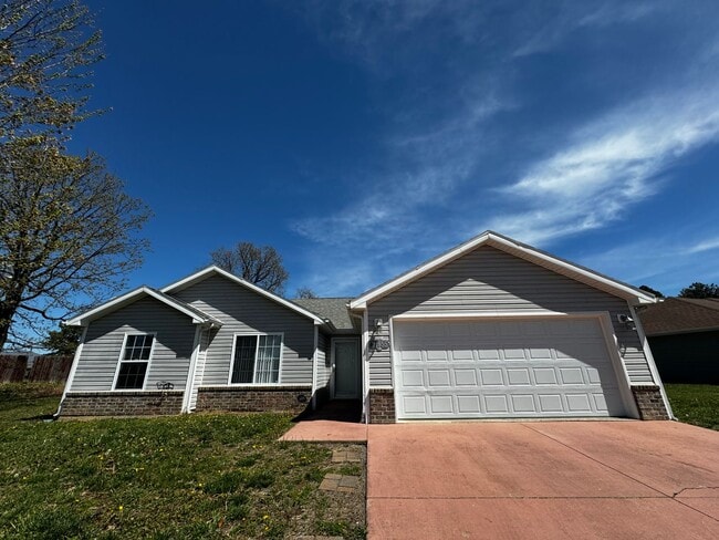 Building Photo - A Little Slice of Peace