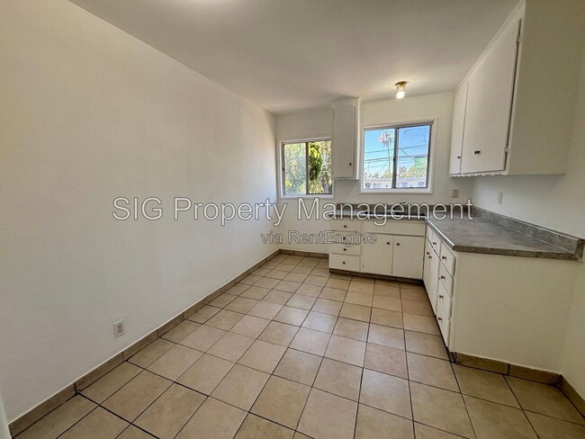 13226 Maclay St Unidad 5