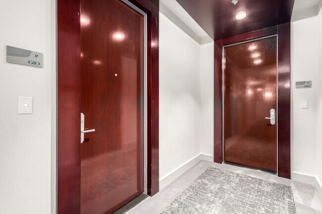 Photo - 4575 Dean Martin Dr
