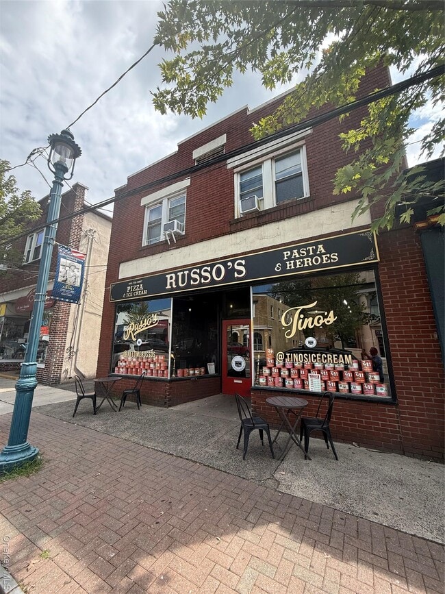 Building Photo - 8 E Central Ave Unit 2 Rental