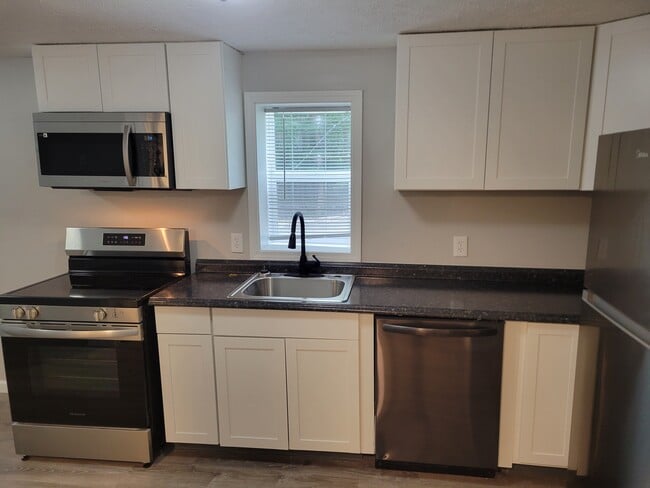 Building Photo - 2501 Meloy Rd Rental