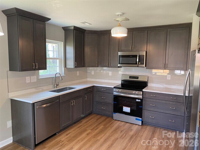 Photo - 804 Matheson Ave