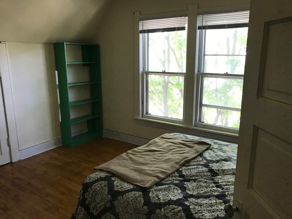 Photo - 121 S Bassett St Unidad 1