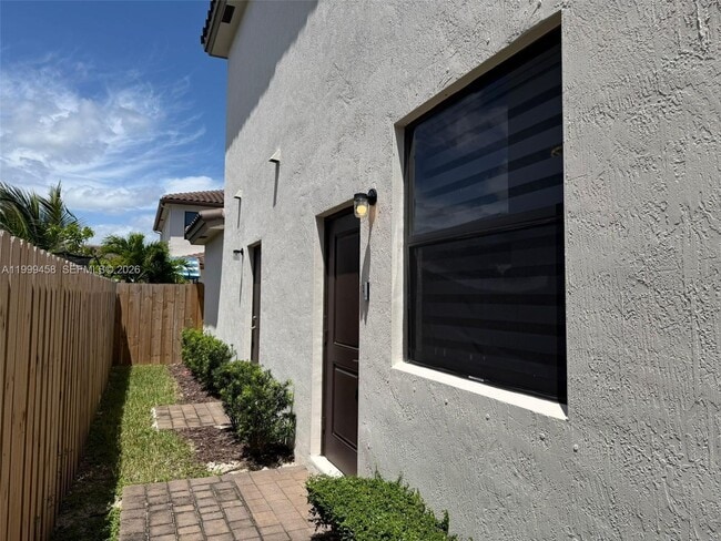 Photo - 11909 SW 244th St Unit #Efficiency