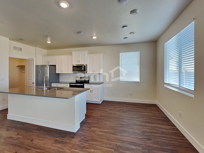 Photo - 4101 Keklik Ave