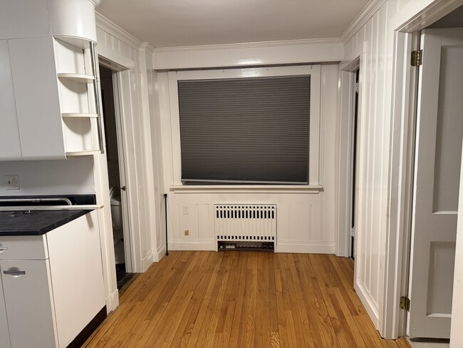 Fotografía del edificio - 555 Main St Unidad 555 #A