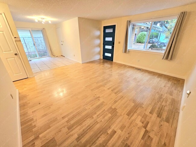 Photo - 7323 SE Rural St