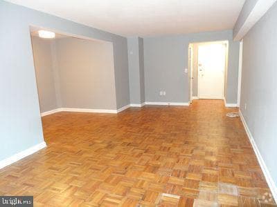 Building Photo - 3901 Tunlaw Rd NW Unit 202 Rental