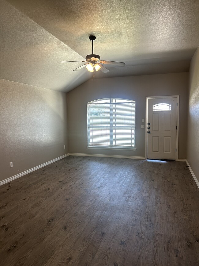 Photo - 4300 Hunters Place Dr