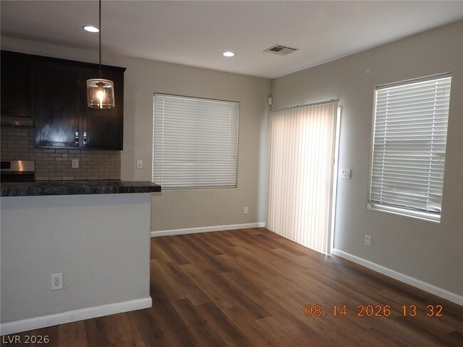 8416 W Viansa Loma Ave