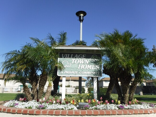 Building Photo - Village Town Homes: Remodeled 2 Bedroom 1....