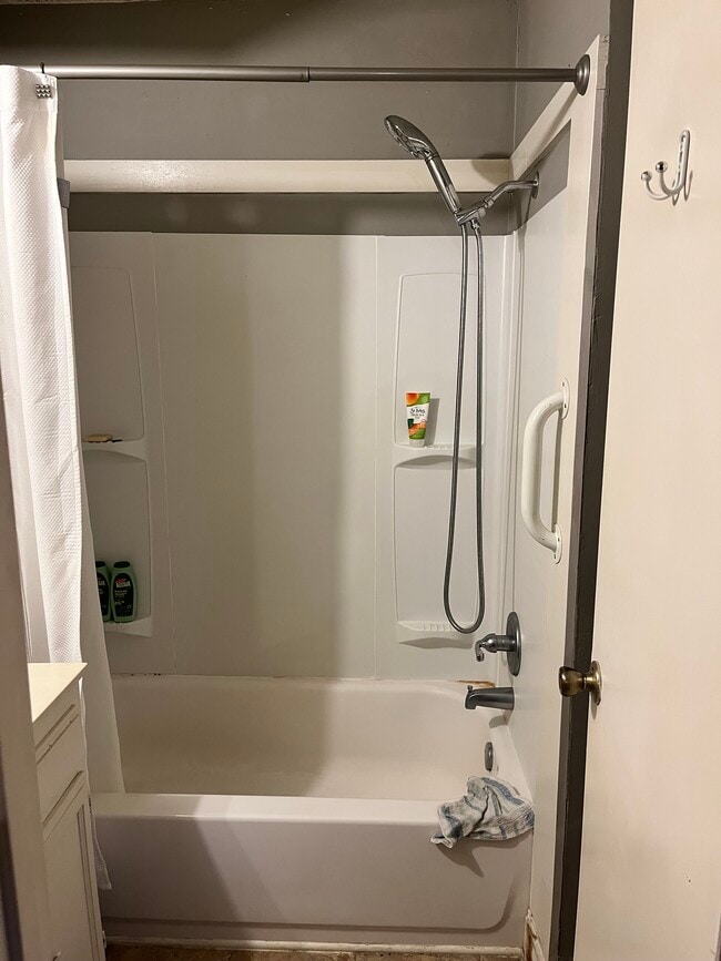 Photo - 2315 Vanderbilt Ct Unit 2315