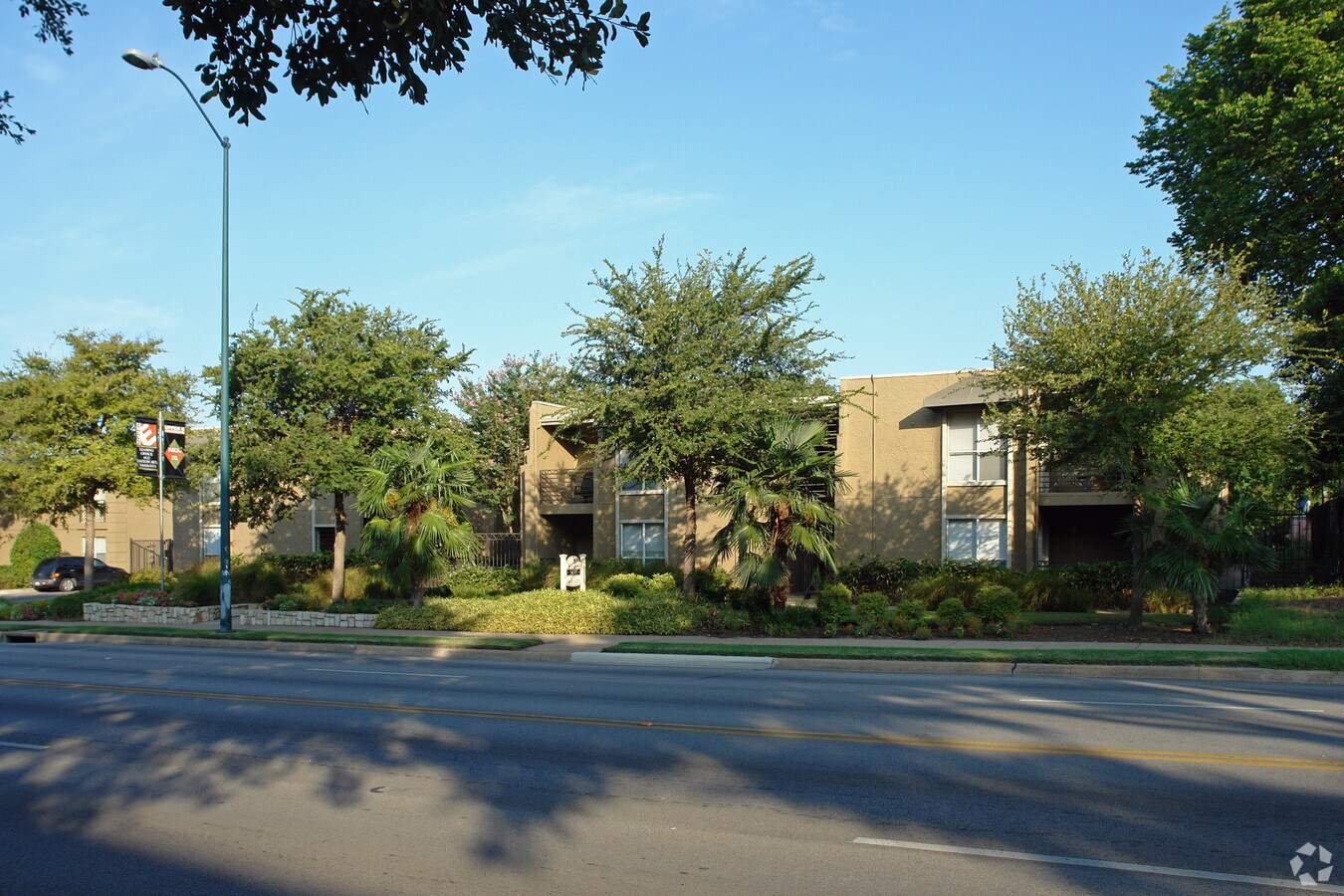 Photo - Upper E - Pink Adobe (OLD)