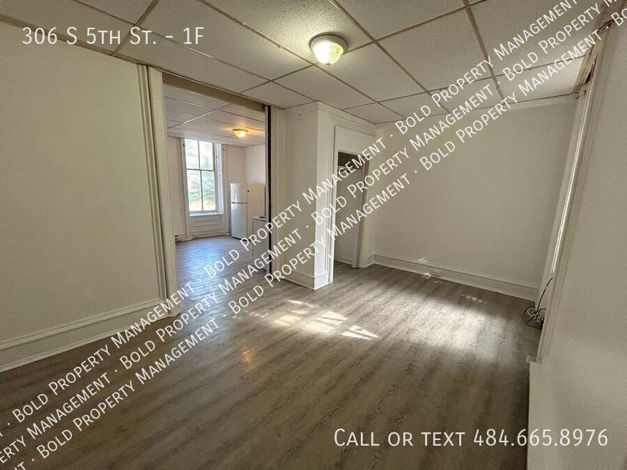 Photo - 306 S 5th St Apartment Unit 1F