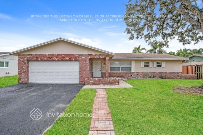 Building Photo - 6832 NW 27th Terrace Rental