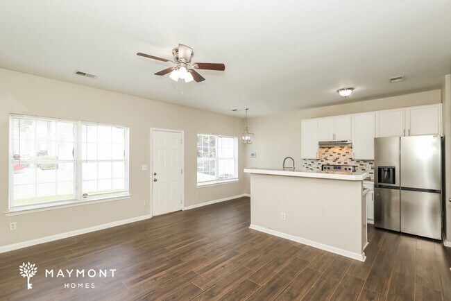 Photo - 5071 Windsor Forrest Ln