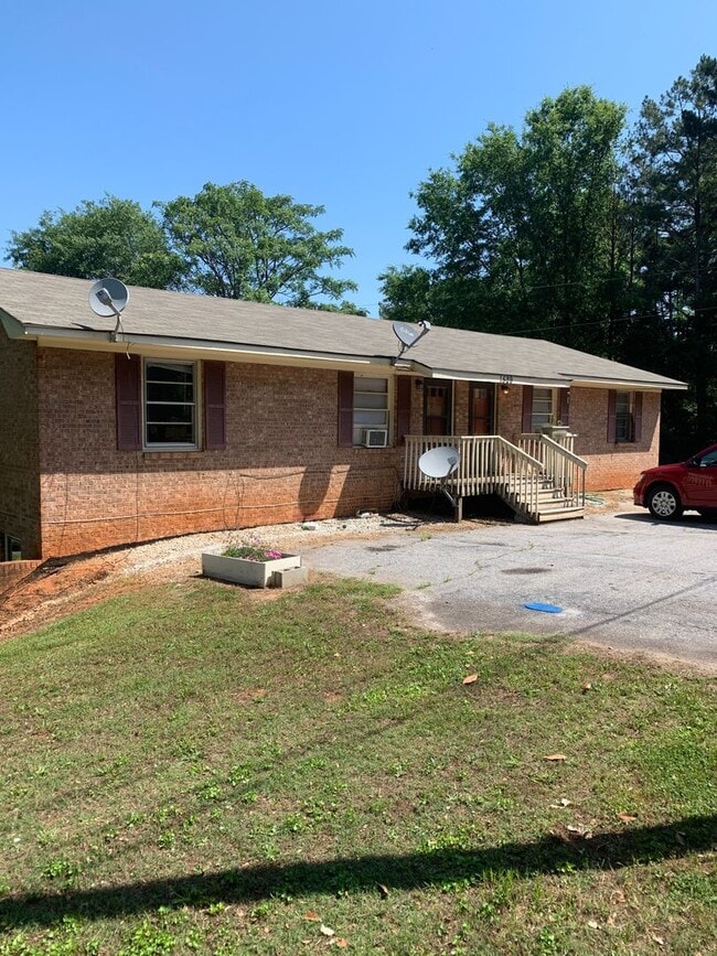Building Photo - 1529 Old Central Rd Unit A Rental